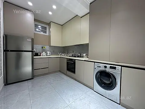 Satılır 3 otaqlı yeni tikili 90 m²