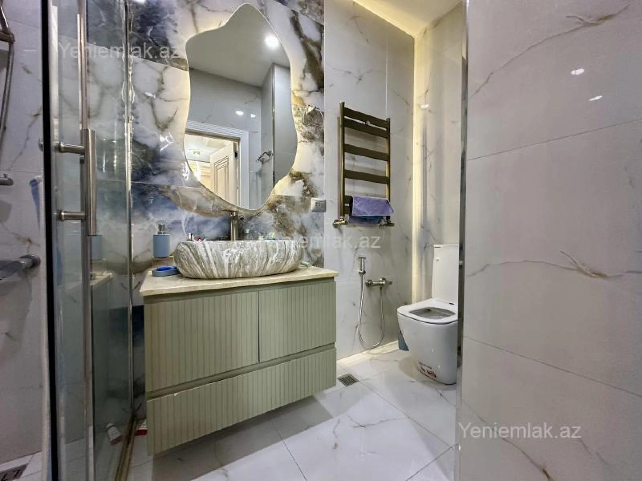 Satılır 3 otaqlı yeni tikili 90 m²