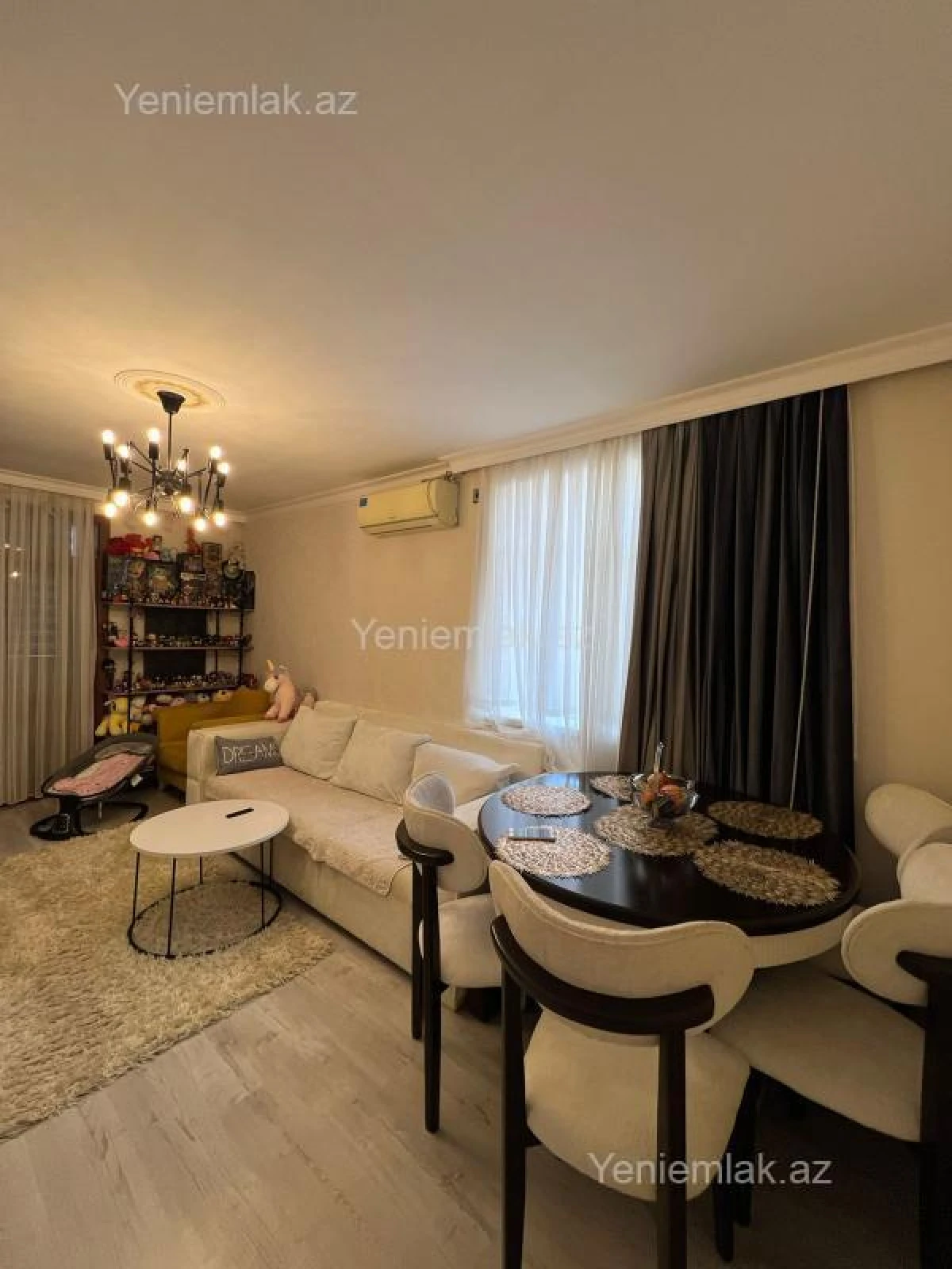 Satılır 2 otaqlı köhnə tikili 45 m²