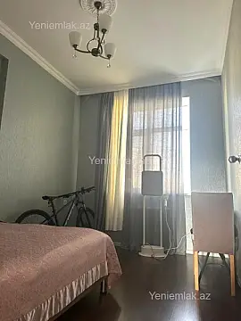 Satılır 3 otaqlı yeni tikili 85 m²