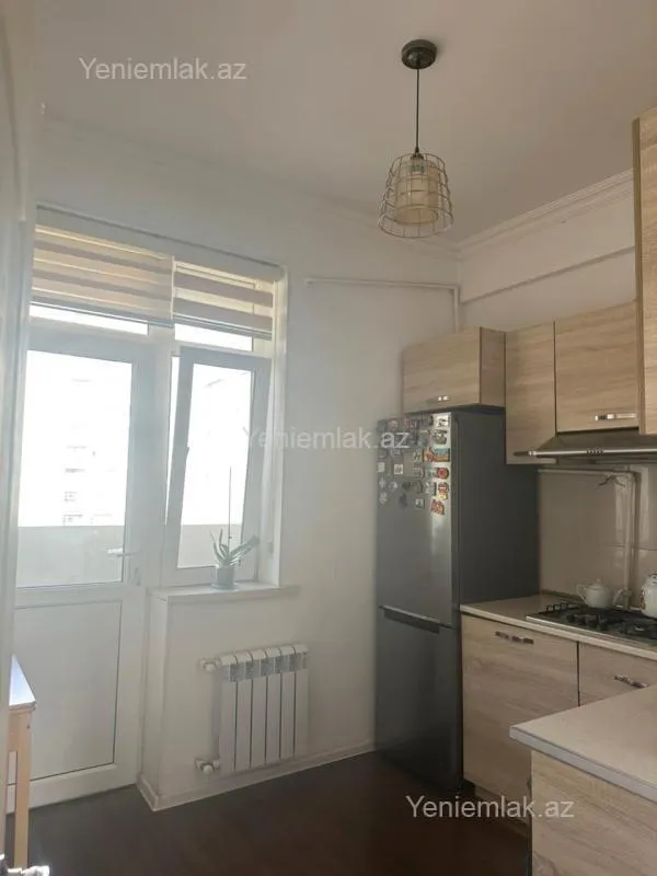 Satılır 3 otaqlı yeni tikili 85 m²
