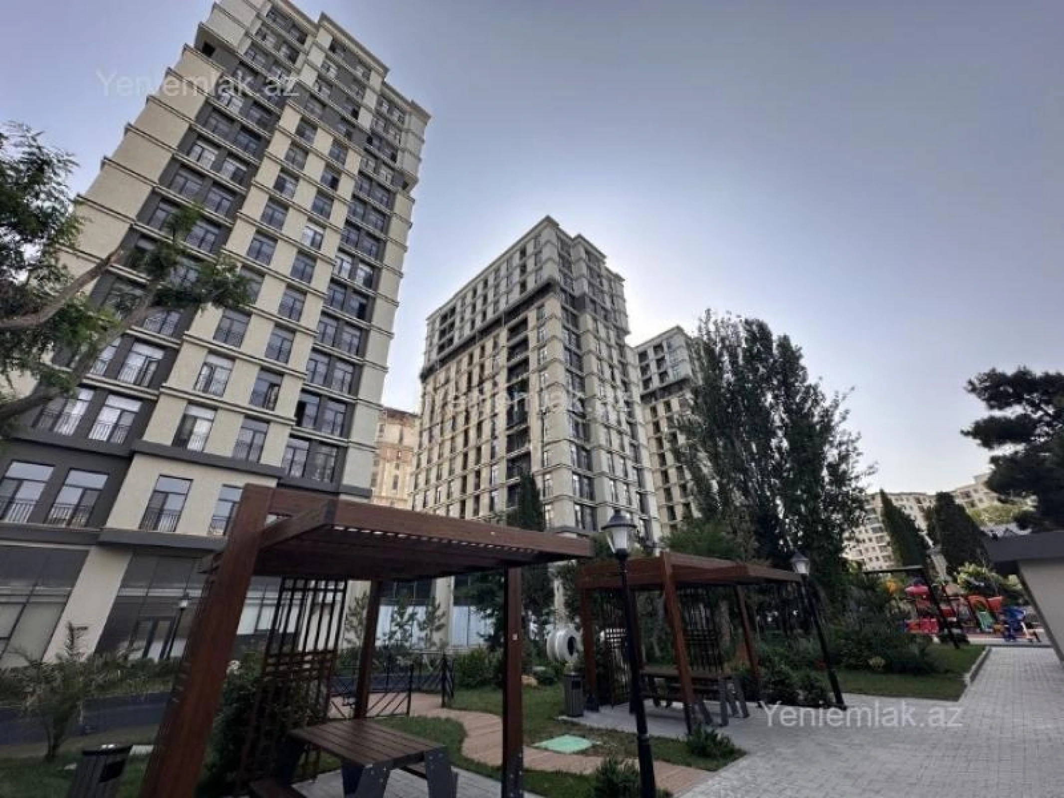 Satılır 2 otaqlı yeni tikili 90.5 m²