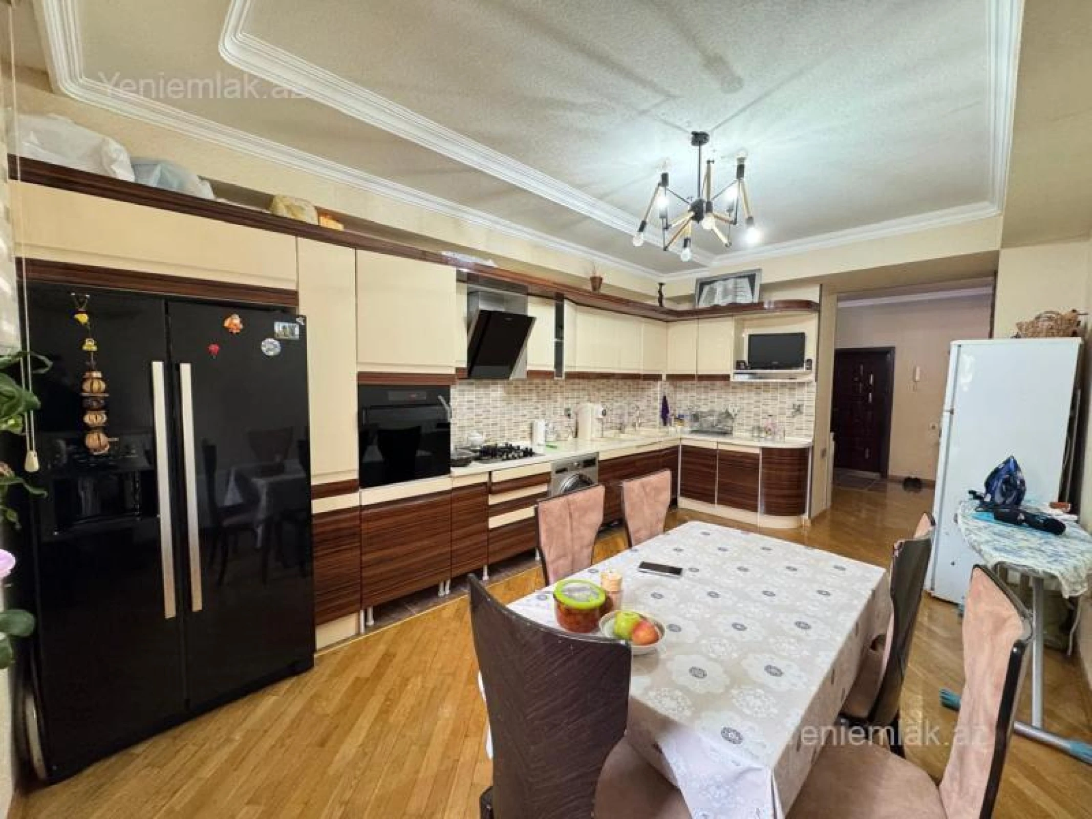 Satılır 3 otaqlı yeni tikili 134 m²