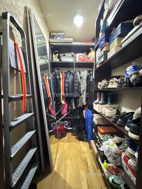 Satılır 3 otaqlı yeni tikili 134 m²