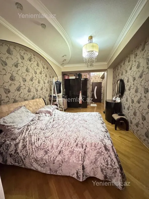 Satılır 3 otaqlı yeni tikili 134 m²