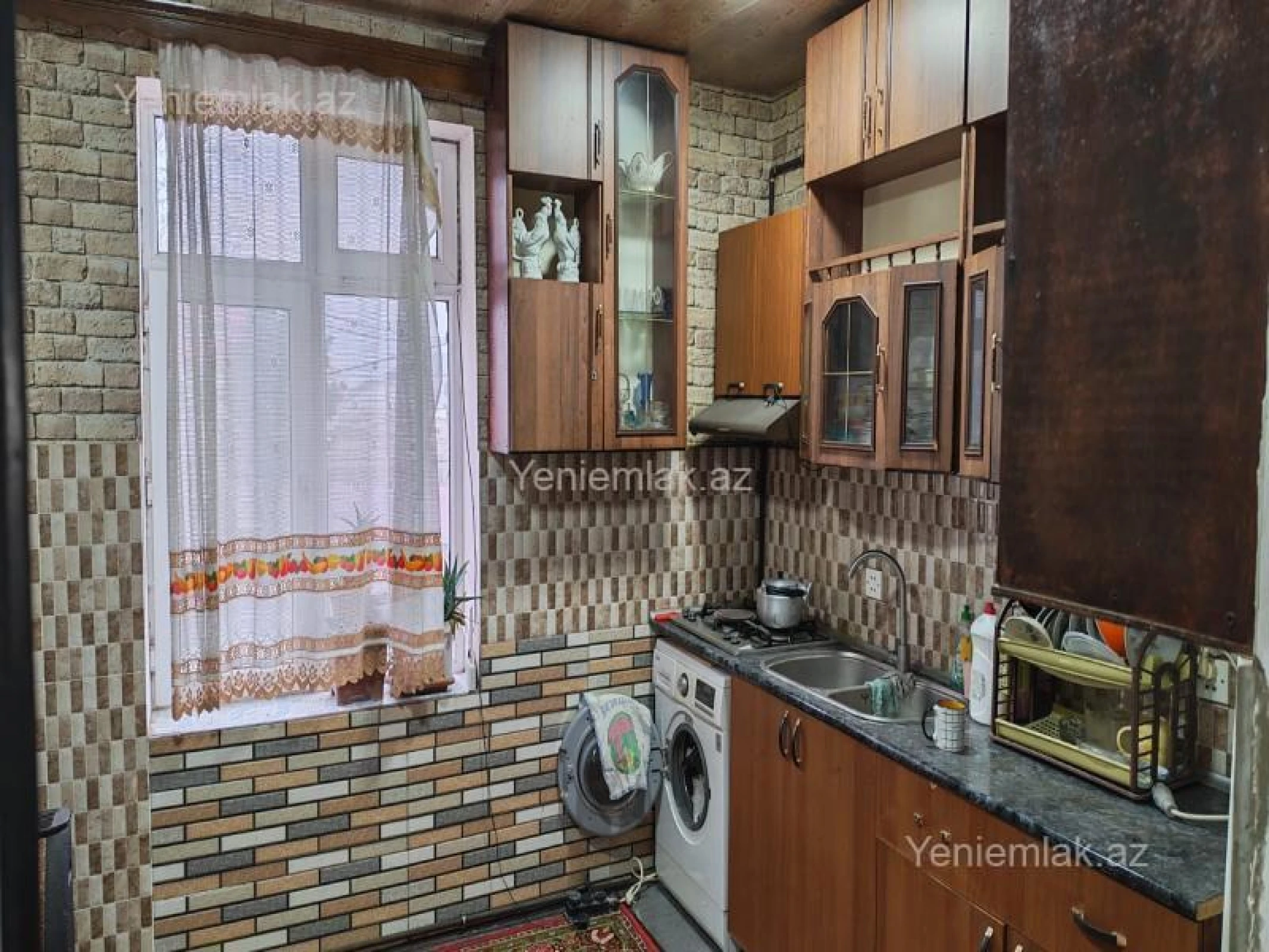 Satılır 2 otaqlı köhnə tikili 50 m²