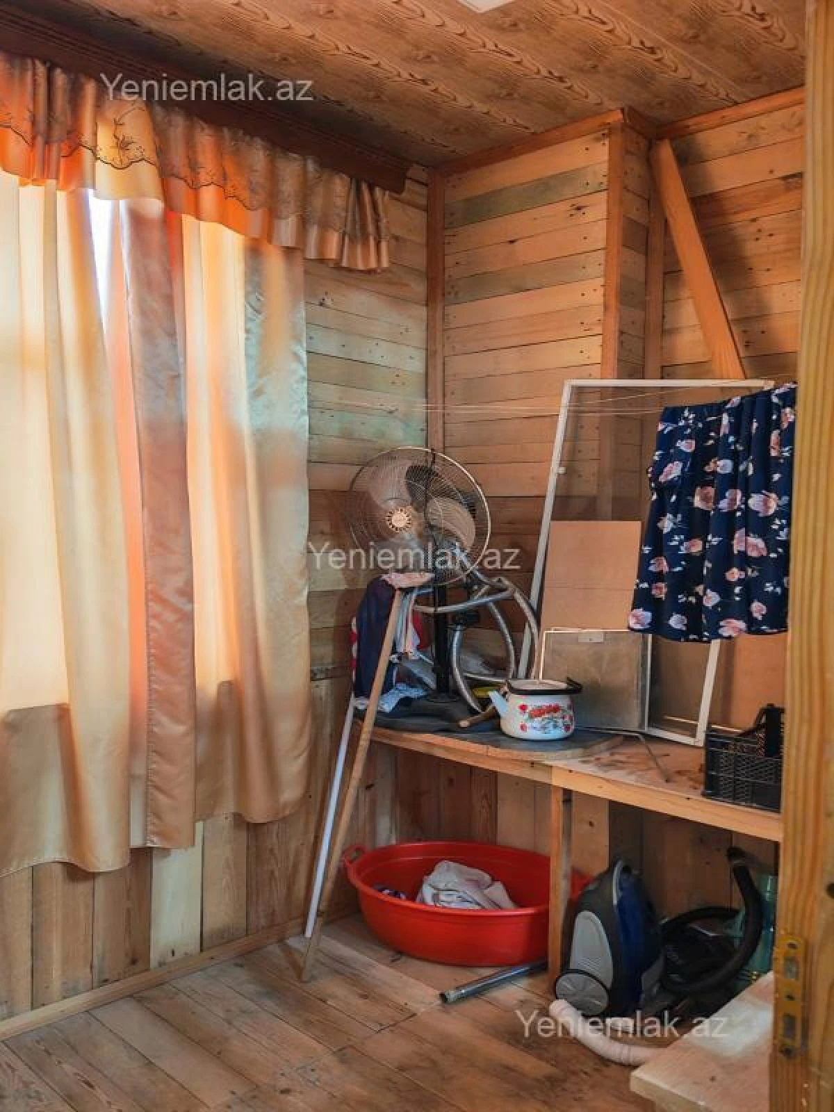 Satılır 2 otaqlı köhnə tikili 50 m²