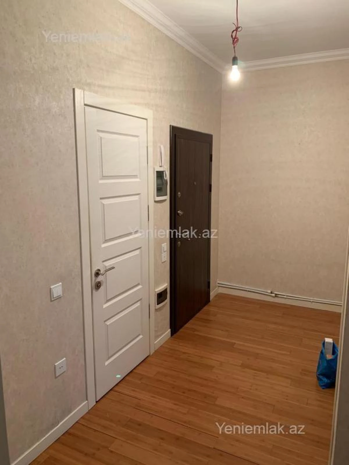 Satılır 2 otaqlı yeni tikili 60 m²