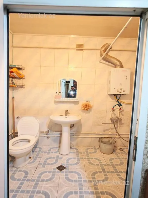 Satılır 2 otaqlı köhnə tikili 50 m²