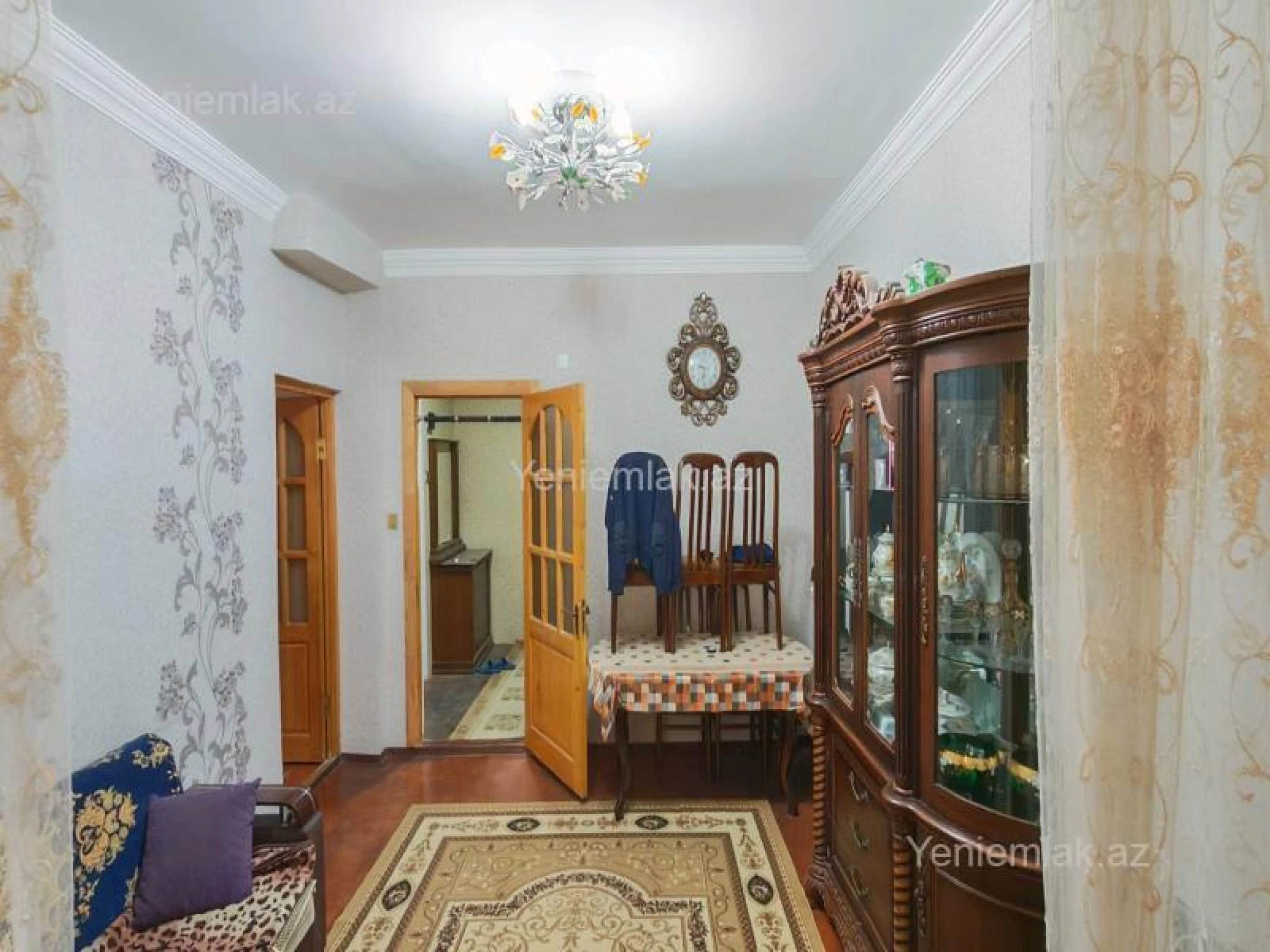 Satılır 2 otaqlı köhnə tikili 50 m²