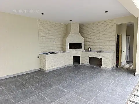 Satılır 5 otaqlı həyət evi 200 m²