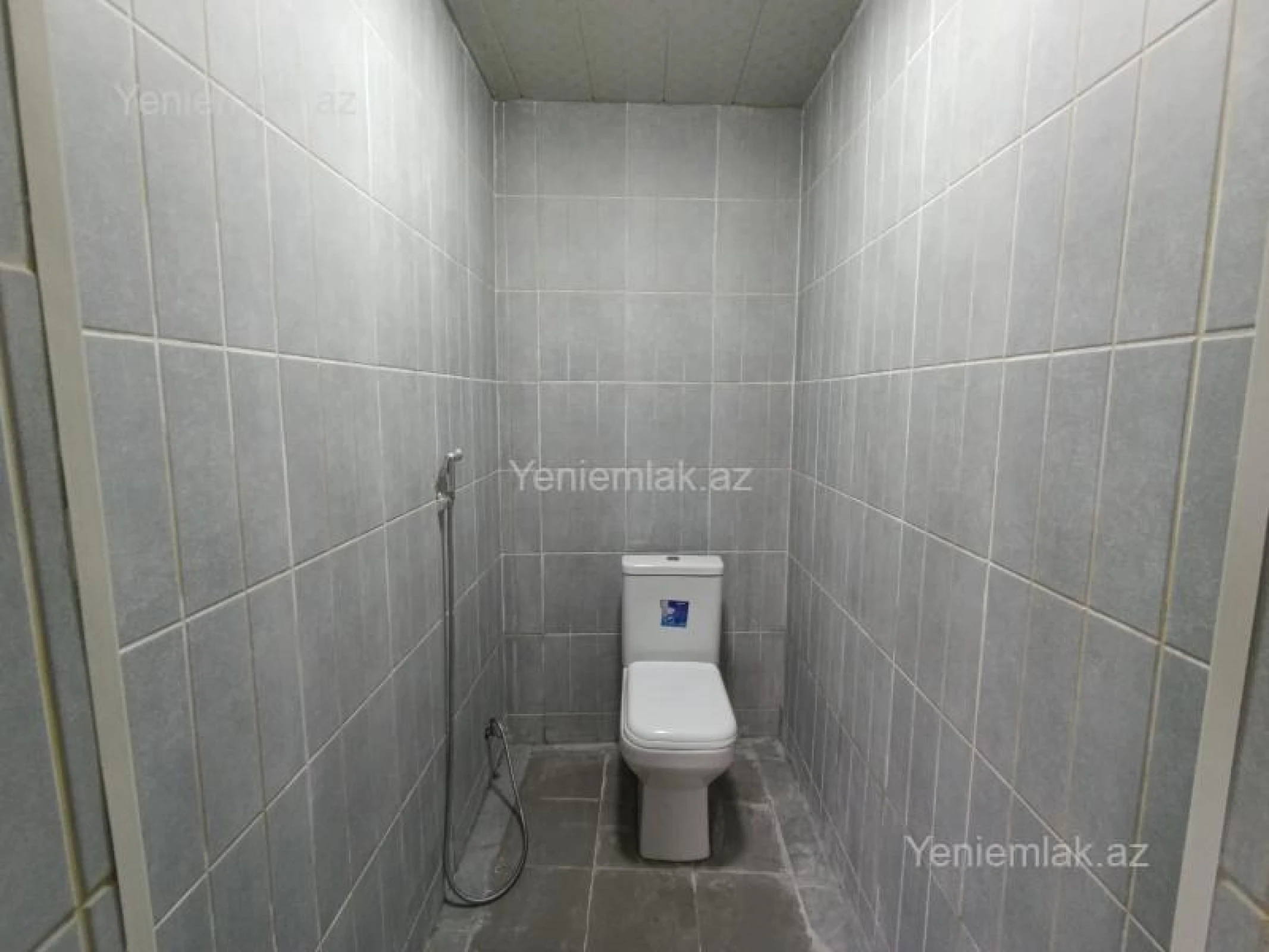 Satılır 5 otaqlı həyət evi 200 m²