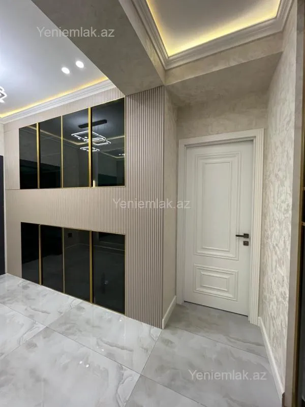 Satılır 2 otaqlı yeni tikili 72 m²