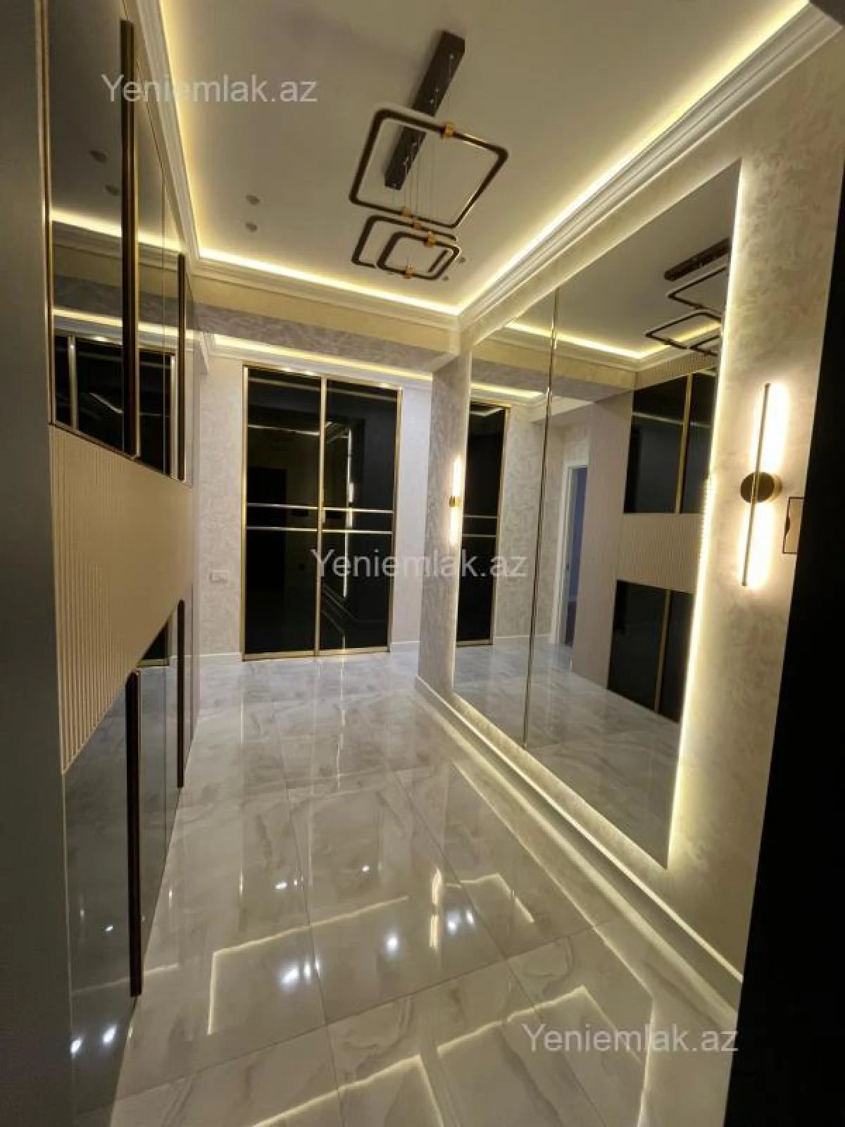 Satılır 2 otaqlı yeni tikili 72 m²