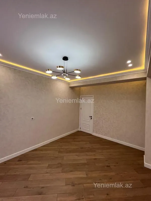Satılır 2 otaqlı yeni tikili 72 m²