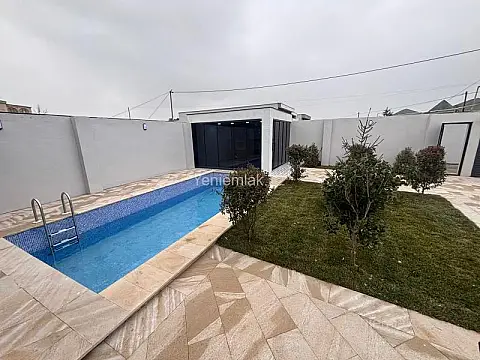 Satılır 4 otaqlı həyət evi 180 m²