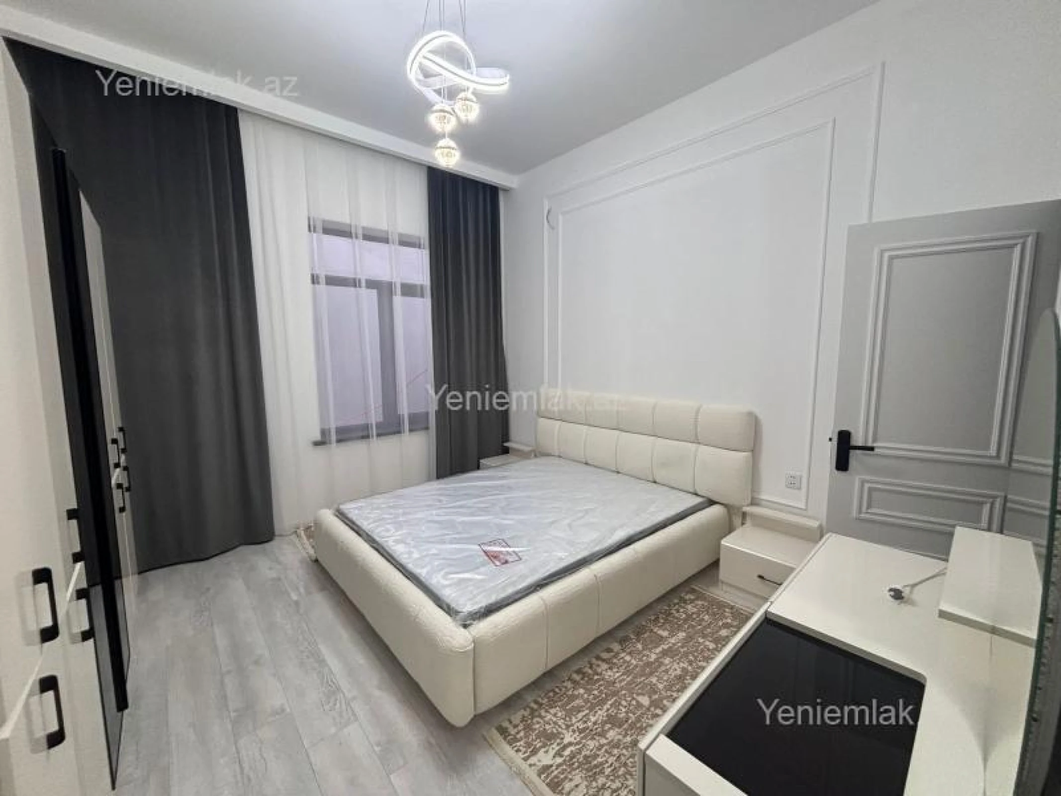 Satılır 4 otaqlı həyət evi 180 m²