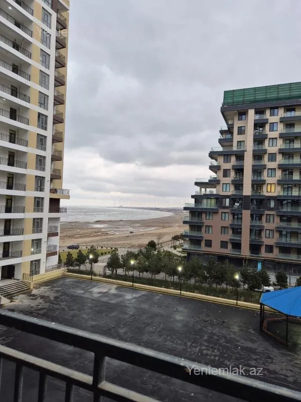 Satılır 2 otaqlı yeni tikili 76 m²