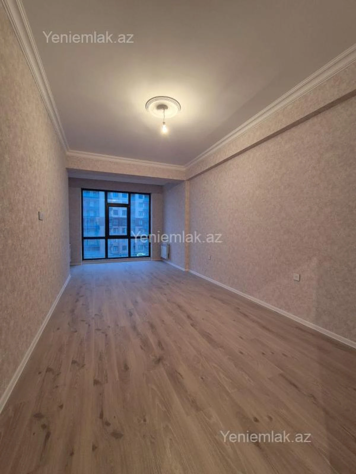 Satılır 2 otaqlı yeni tikili 76 m²