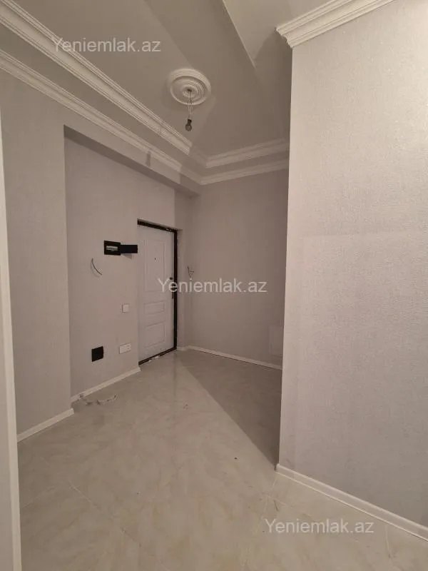 Satılır 2 otaqlı yeni tikili 76 m²