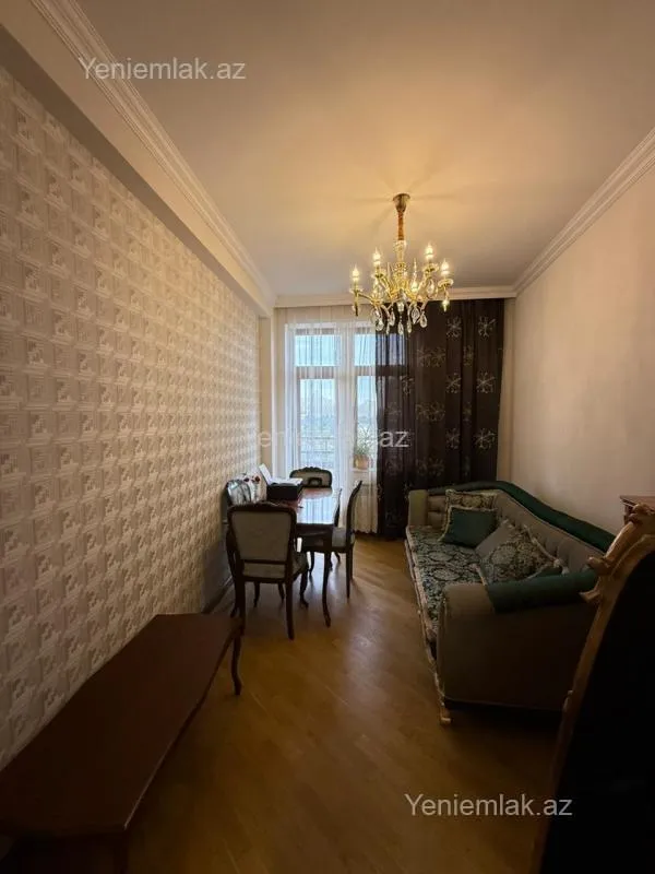 Satılır 3 otaqlı yeni tikili 110 m²