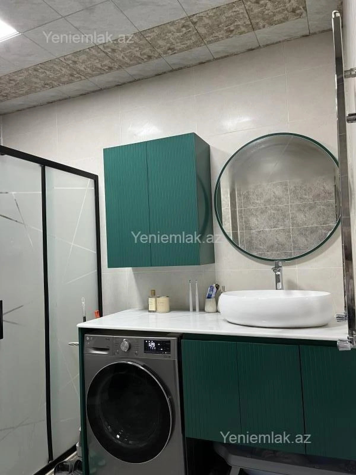 Satılır 3 otaqlı yeni tikili 130 m²