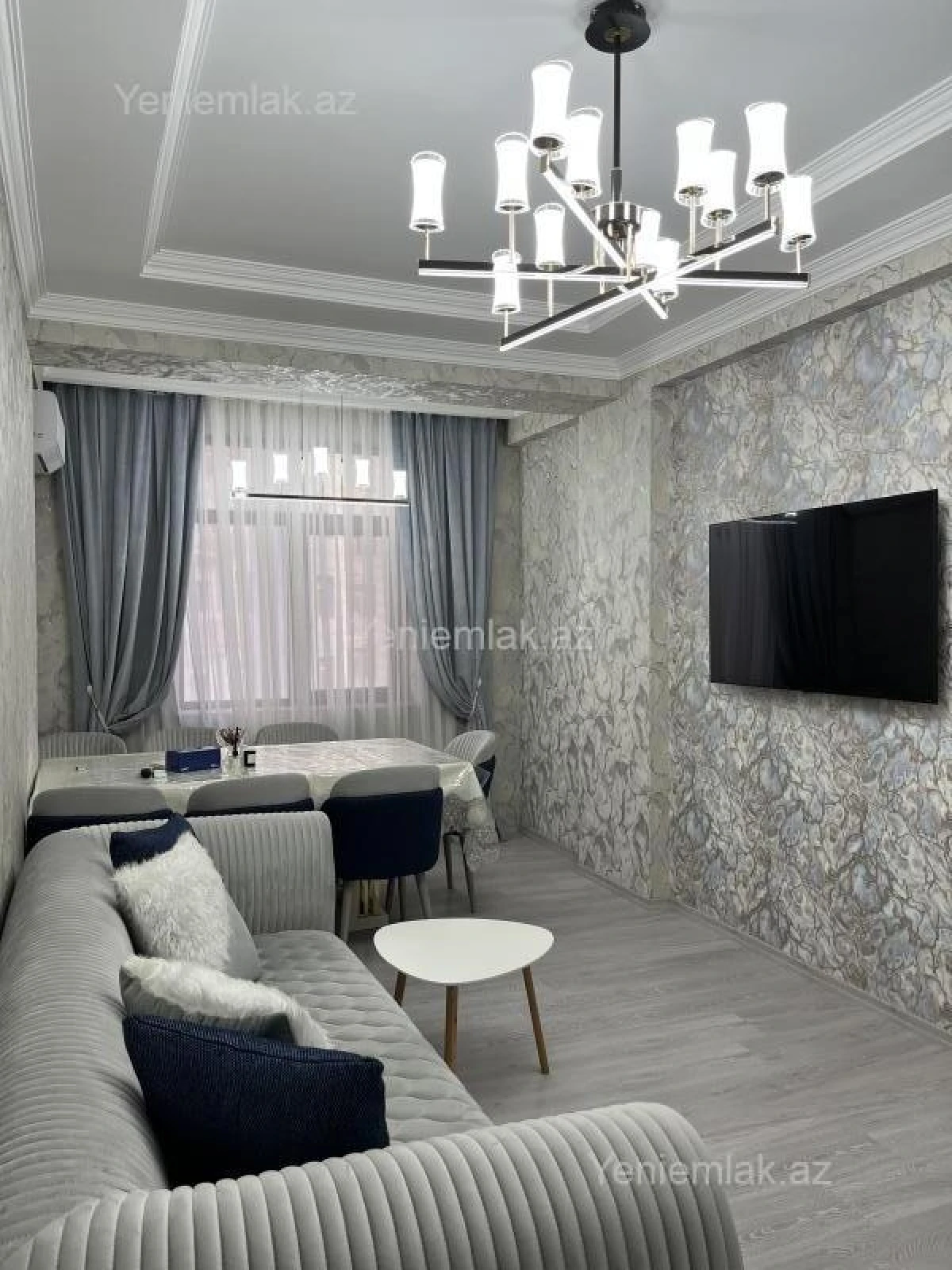 Satılır 3 otaqlı yeni tikili 130 m²