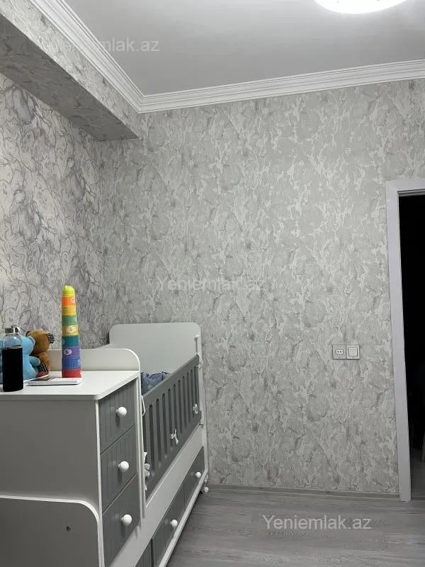 Satılır 3 otaqlı yeni tikili 130 m²