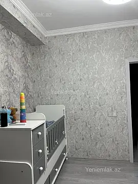 Satılır 3 otaqlı yeni tikili 130 m²