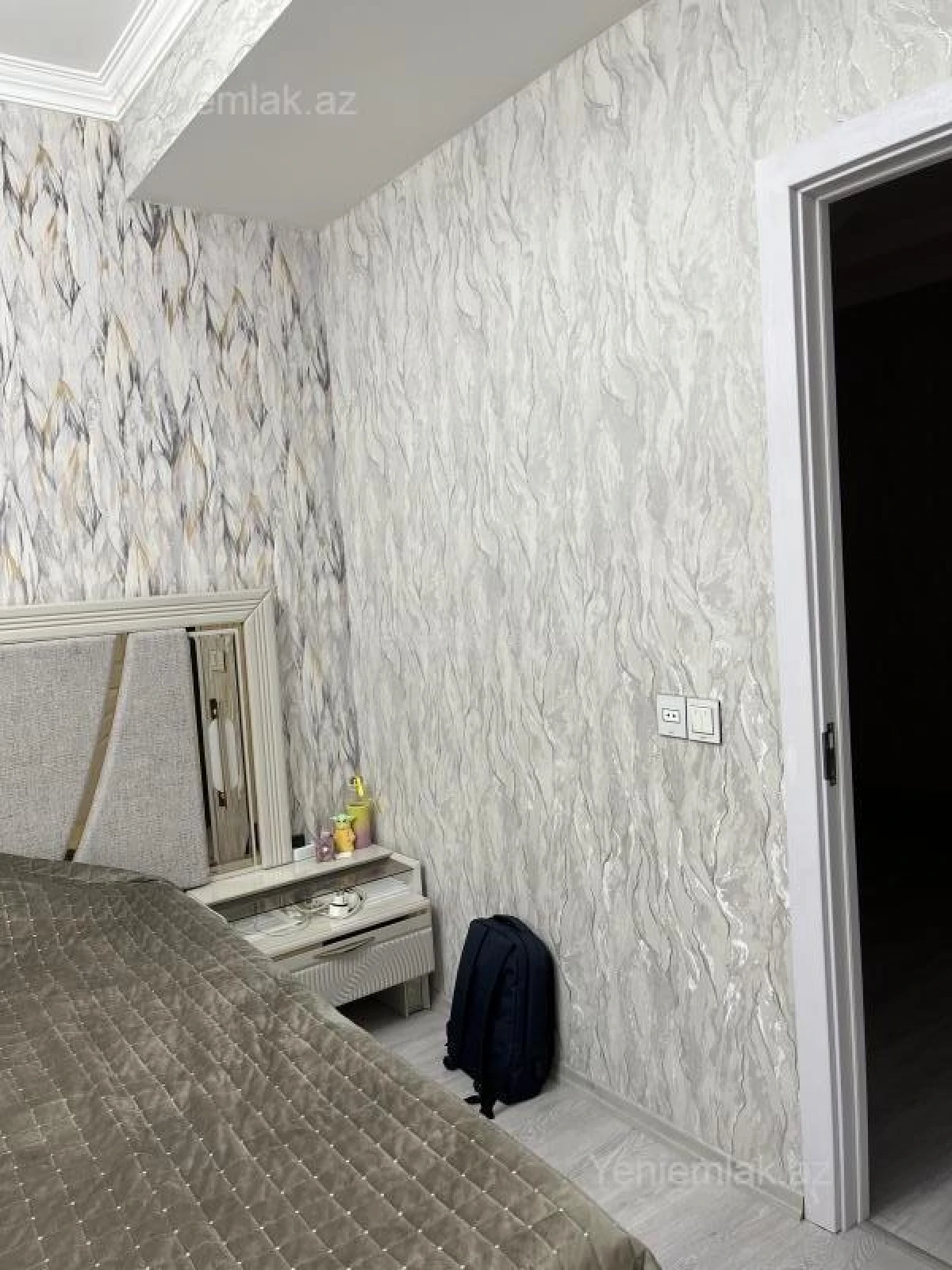 Satılır 3 otaqlı yeni tikili 130 m²