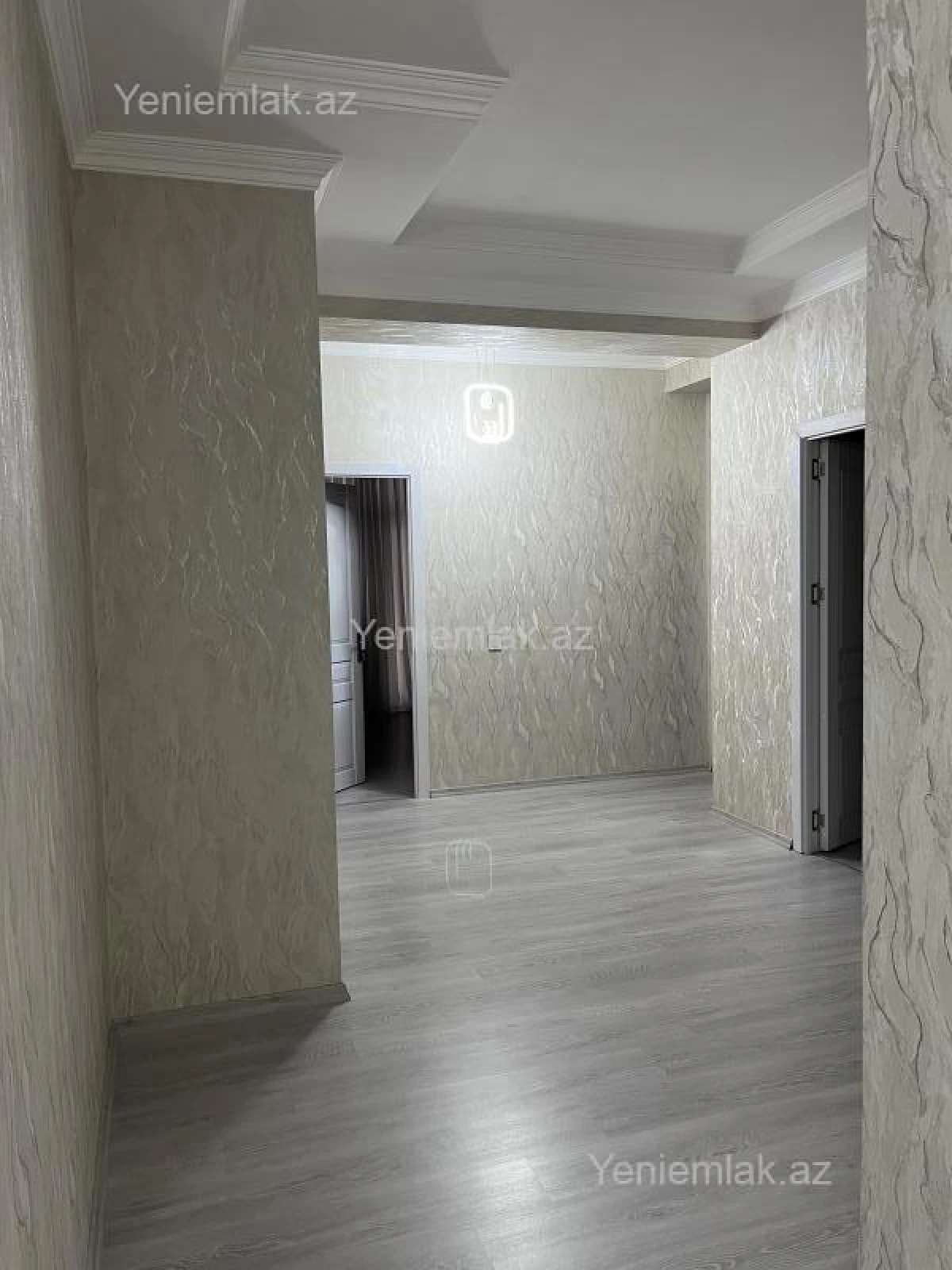 Satılır 3 otaqlı yeni tikili 130 m²