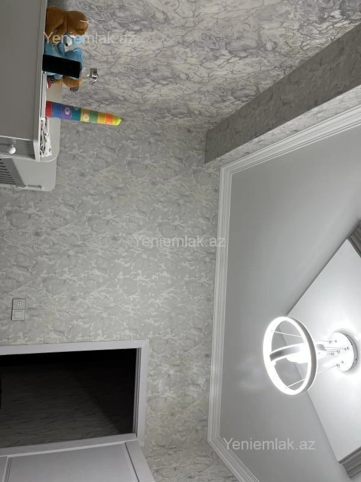 Satılır 3 otaqlı yeni tikili 130 m²