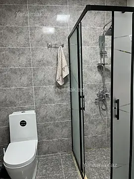 Satılır 3 otaqlı yeni tikili 130 m²