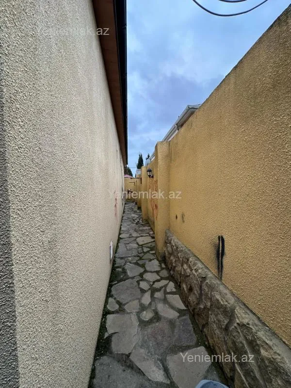 Kirayə verilir 4 otaqlı həyət evi 220 m²