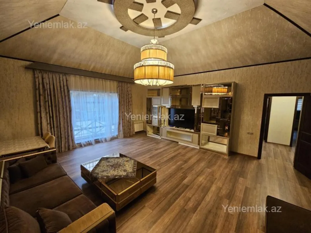 Kirayə verilir 4 otaqlı həyət evi 220 m²