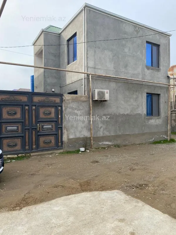 Satılır 4 otaqlı həyət evi 110 m²