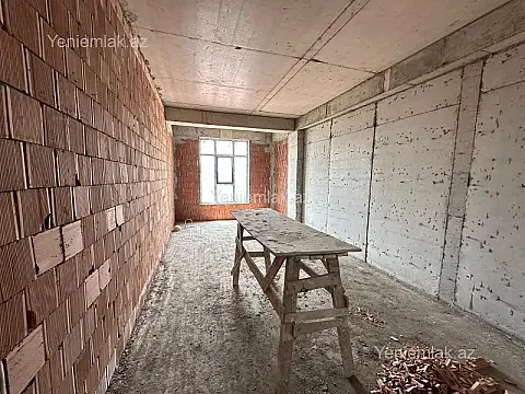 Satılır 2 otaqlı yeni tikili 72 m²