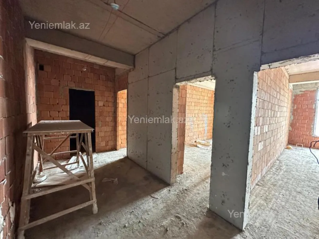 Satılır 2 otaqlı yeni tikili 72 m²