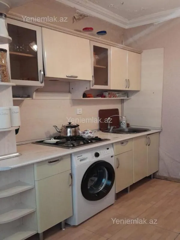Satılır 2 otaqlı köhnə tikili 35 m²