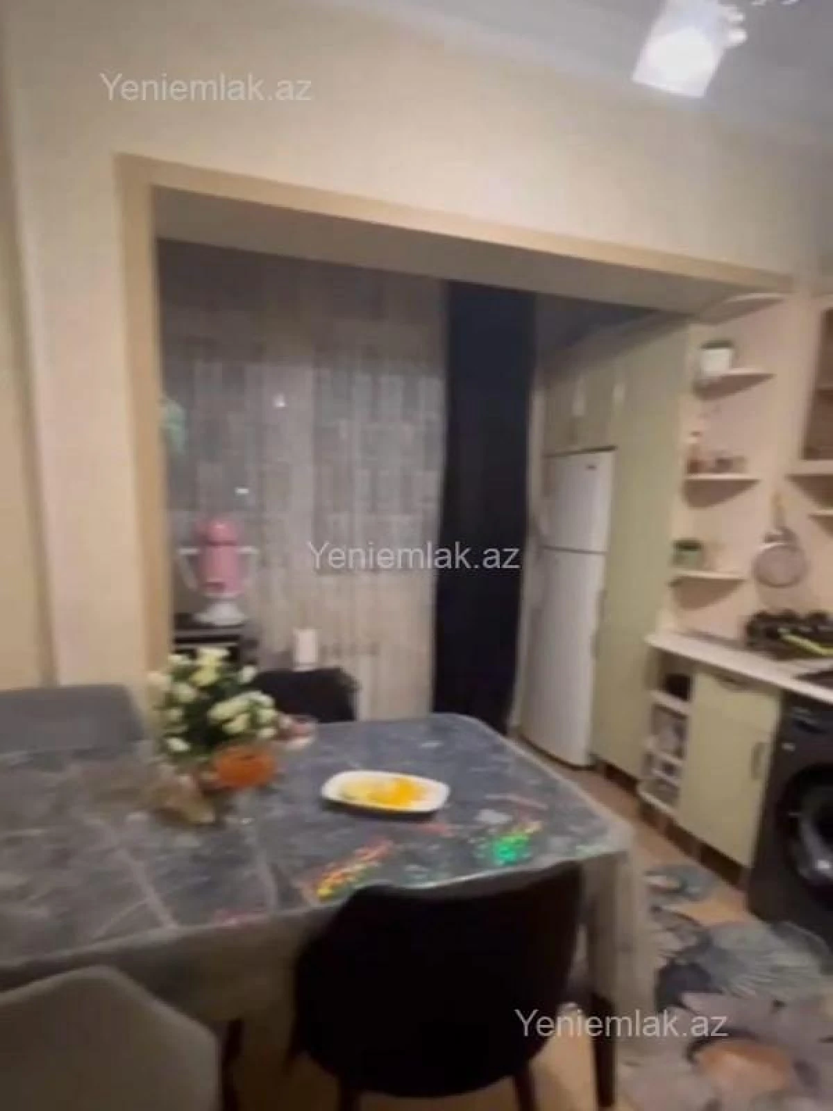 Satılır 2 otaqlı köhnə tikili 35 m²