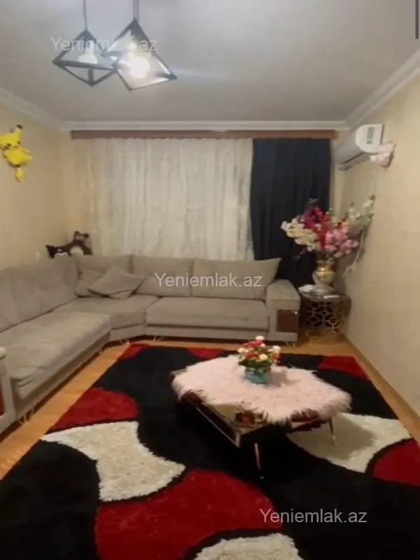 Satılır 2 otaqlı köhnə tikili 35 m²