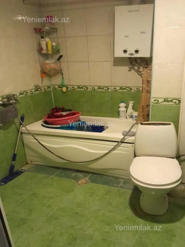Satılır 2 otaqlı köhnə tikili 35 m²