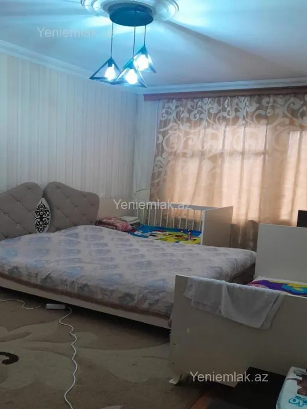 Satılır 2 otaqlı köhnə tikili 35 m²
