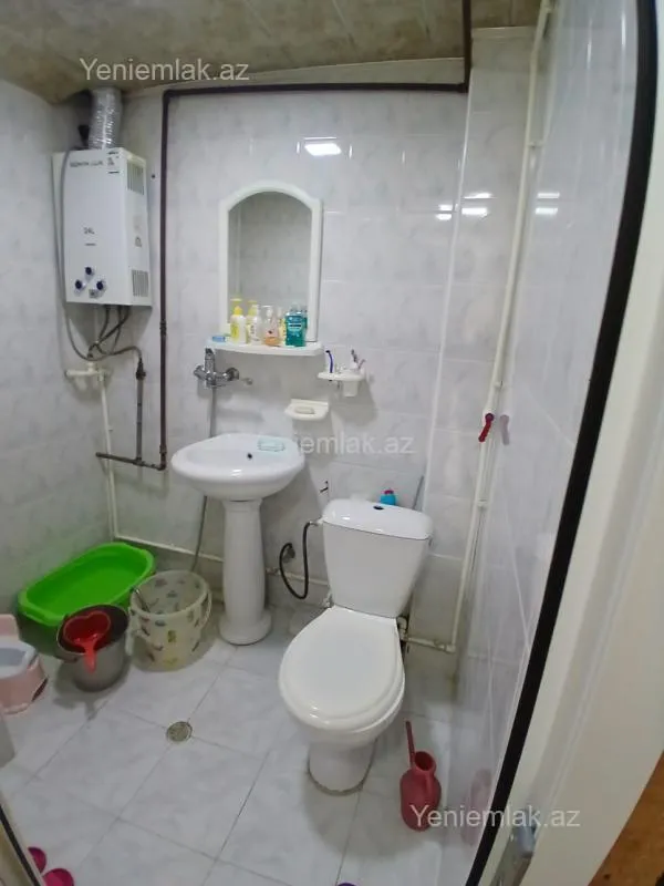 Satılır 2 otaqlı köhnə tikili 32 m²