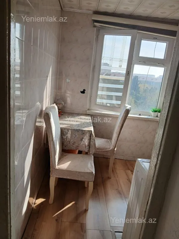 Satılır 2 otaqlı köhnə tikili 32 m²