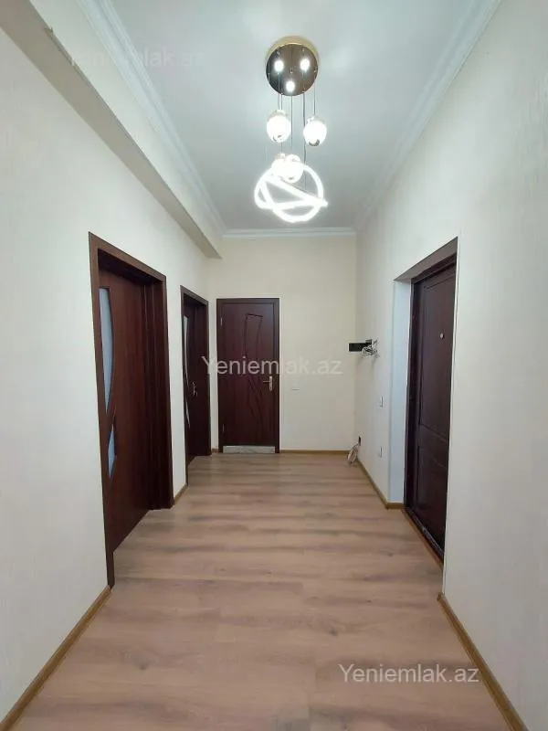 Satılır 2 otaqlı yeni tikili 75 m²