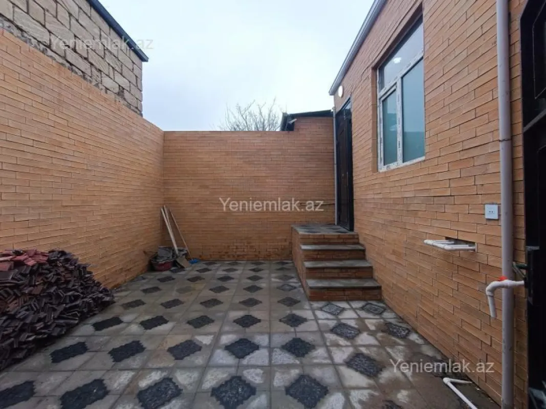 Satılır 3 otaqlı həyət evi 75 m²