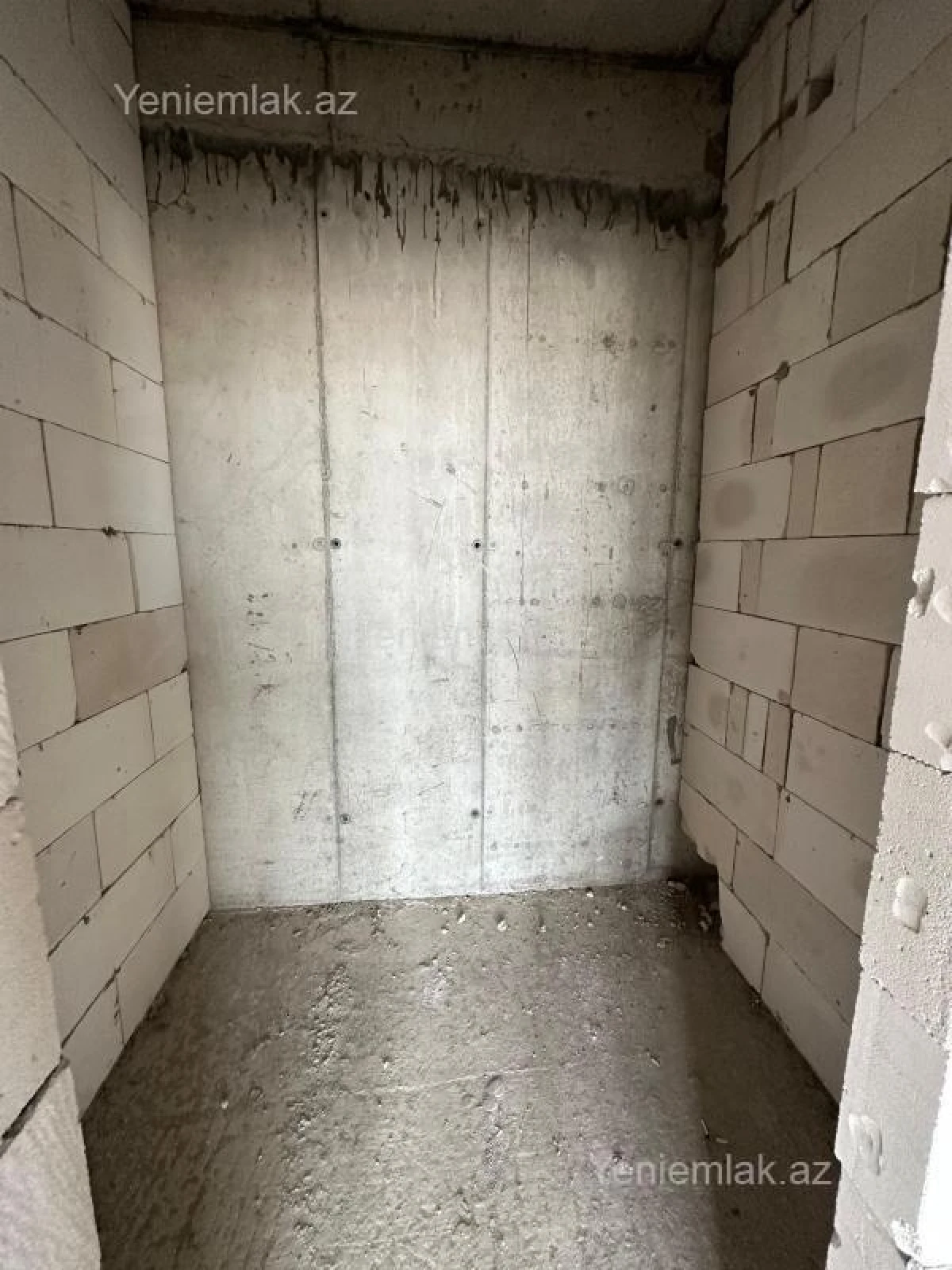 Satılır 3 otaqlı yeni tikili 125 m²