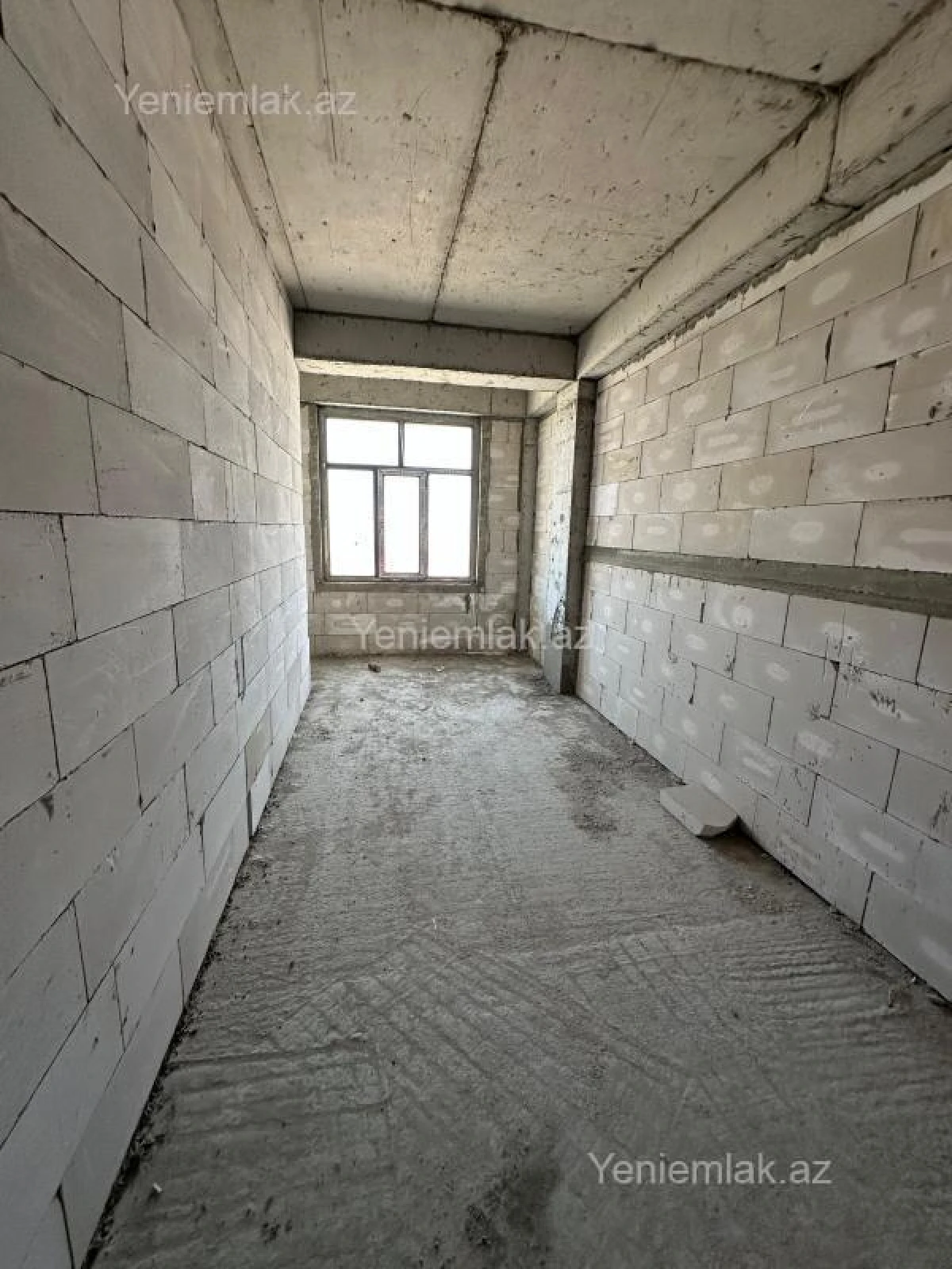 Satılır 3 otaqlı yeni tikili 125 m²