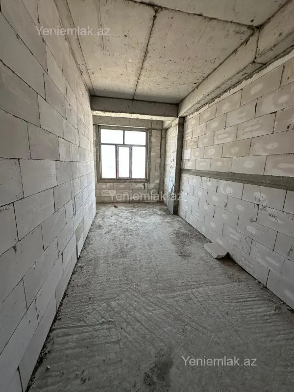 Satılır 3 otaqlı yeni tikili 125 m²